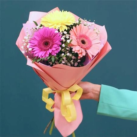 Букет живых цветов АРХБУКЕТ Букет цветной. Размер XS