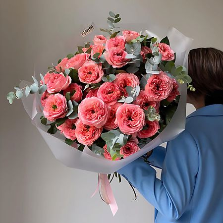 Букет живых цветов FLOWERNA Пионовидные розы 