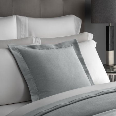 Подушка декоративная Togas Белотти серый 50х50 см