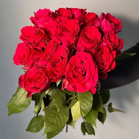 Букет живых цветов ЦВЕТЫ ДЛЯ ВАС Букет из 21 розовых роз (Кения) букет живых ов 4 сезона монобукет из 15 ярко розовых роз