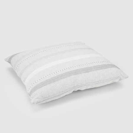 Подушка декоративная Homelines textiles fantasy светло-серый 45х45 см