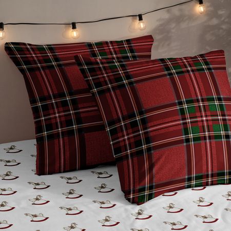 Комплект наволочек Праздничные игрушки/Holiday Toys рождественские эльфы игрушки