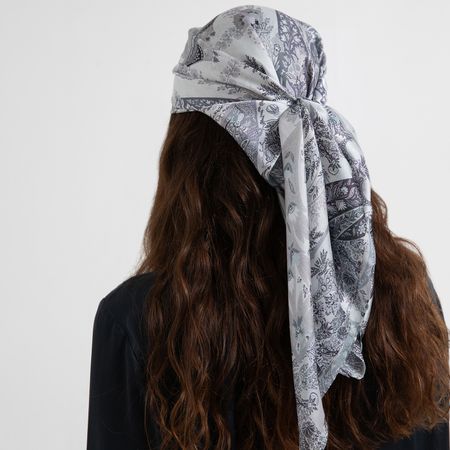 Платок шейный Божественный/Divina, серый