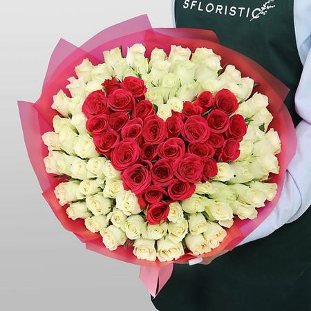 Букет живых цветов STUDIO FLORISTIC Букет Роз Кения «Цветочное признание»