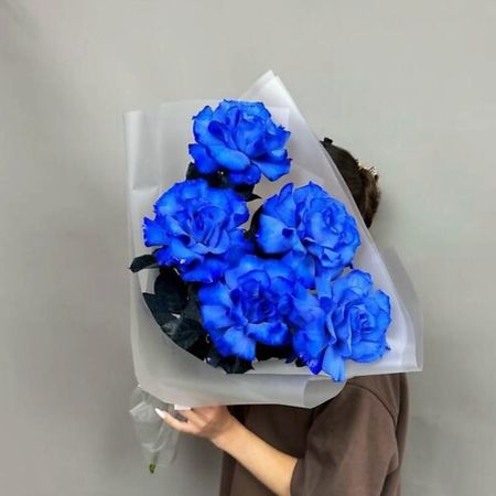 Букет живых цветов ДАРИ ЦВЕТЫ Букет из 5 синих французских роз букет живых ов дари ы букет 11 французских роз с зеленью