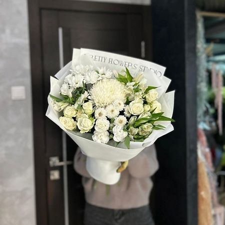 Букет живых цветов ARETAFLO ЦВЕТОЧНЫЙ САЛОН Букет Белоснежка