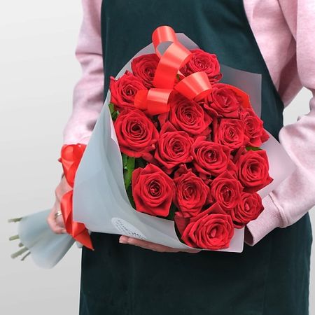 Букет живых цветов STUDIO FLORISTIC Букет из красных Роз 60 см «Артемида»