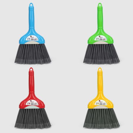 Веник Urve Plastik № 1 28х12 см в ассортименте