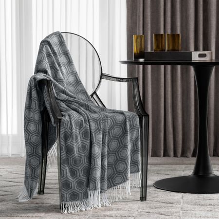 Плед Togas Виоланте темно-серый 130х170 см