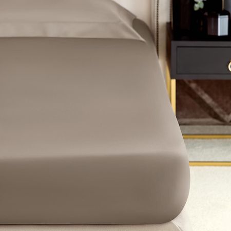 Простыня на резинке Togas Сенса коричневый 180х200+30