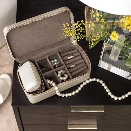 Комплект шкатулок Togas Люкстон бежевый из 2 предметов