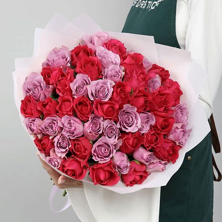 Букет живых цветов STUDIO FLORISTIC Букет Роз Кения 51 шт «Сказка из роз»