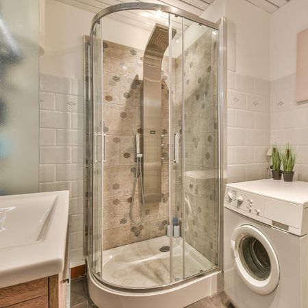 Установка душевой кабины размером до 120 см. григорий петрович грабовой только факты и документы