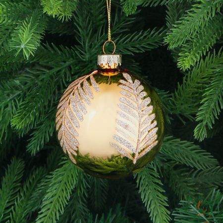 Игрушка ёлочная Yancheng Shiny шар стеклянный золотистый с узором веточка из блёсток 8 см