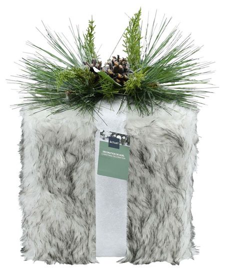 Фигурка декоративная Actuel Снежная королева Подарок меховой, 22 см