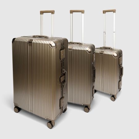 Набор чемоданов Smarter Luggage 3 размеров: 20, 24,28, шампань юрий л амченков иллюстрированный атлас географических открытий