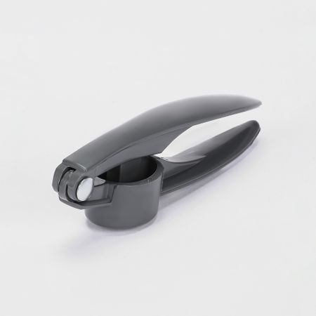 Пресс для чеснока Sun Plastik Neon lux в ассортименте