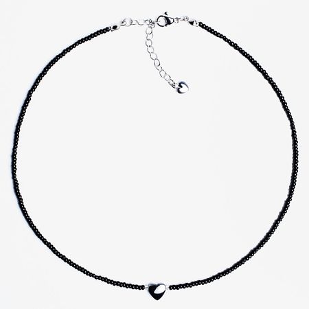 Колье HIGHER-AURA Чокер из белого бисера с гематитовым сердцем