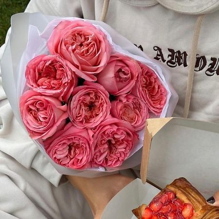 Букет живых цветов МНОГО ЦВЕТОВ ЦВЕТОЧНЫЙ МАГАЗИН Монобукет из 9 пионовидных роз nitecore tini3 много ный фонарик 600 люмен