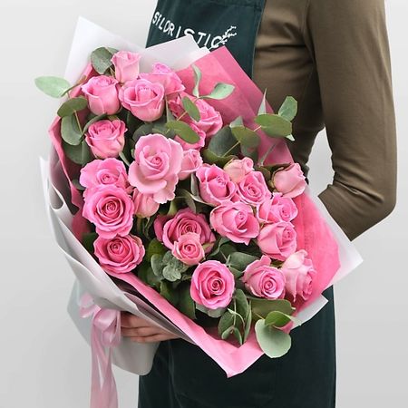 Букет живых цветов STUDIO FLORISTIC Букет из розовых Роз «Костёр Любви»