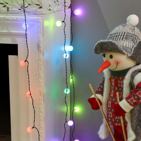 Электрогирлянда новогодняя Reason 52 LED Rgb уличная со стартовым шнуром