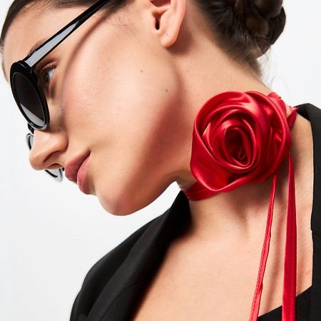 Колье NATA KIKOT Чокер на шею роза резинка для волос nata kikot   шелковых резинок