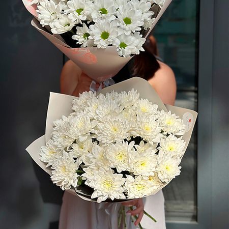 Букет живых цветов KLUMBATOMSKRU Букет из 7 кустовых хризантем