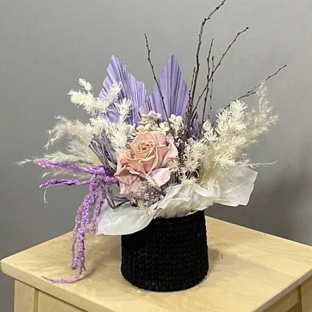 Букет из сухоцветов VLSHBN FLOWERS STATE Композиция из сухоцветов в черном кашпо