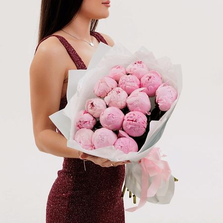 Букет живых цветов БУКЕТНАЯ ЛАВКА 15 пионов искусственный шелковый букет пионов