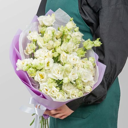 Букет живых цветов STUDIO FLORISTIC Букет из Эустомы «Элегия чувств»