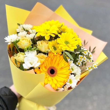 Букет живых цветов FLOWERTVER Букет Солнечный mppt солнечный контроллер eletechsup sd29ajtc