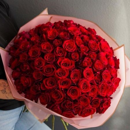 Букет живых цветов FLOWERTVER Букет из 101 красных розы