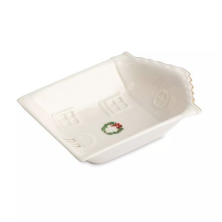 Пиала Anna Lafarg дом с венком 14,5x12x3,5 см белая