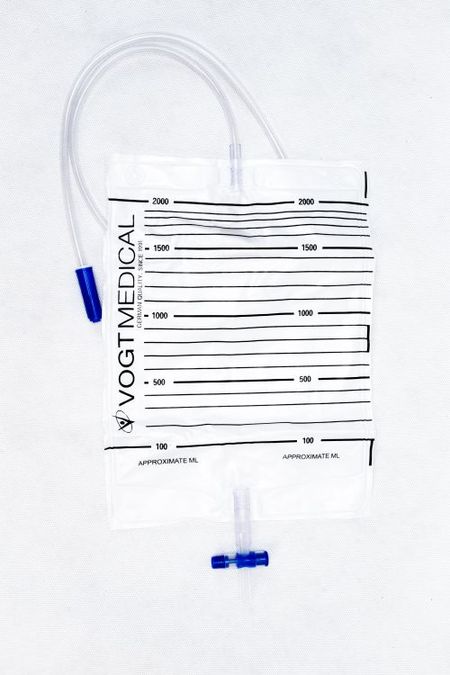 Мочеприемник 2000 мл однор.2-х такт вып., клапан попер.сливной крест. кран,  трубка ПВХ й 90 см,стер