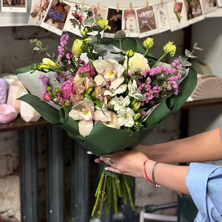 Букет живых цветов YULIA FLOWER Букет 