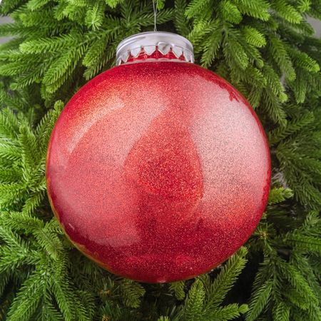Игрушка ёлочная Bigdecor шар с глиттером красный 25 см
