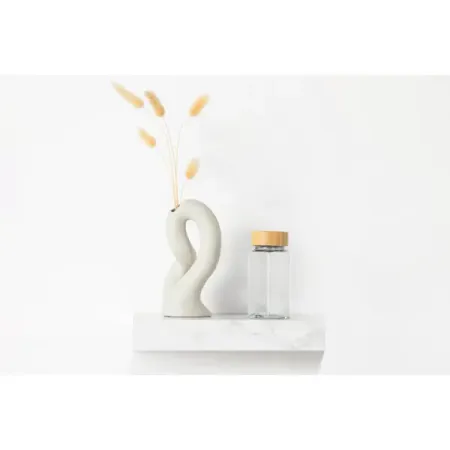 Настенная полка KONSENSA 23x23.5 см со скрытым креплением МДФ цвет светлый мрамор