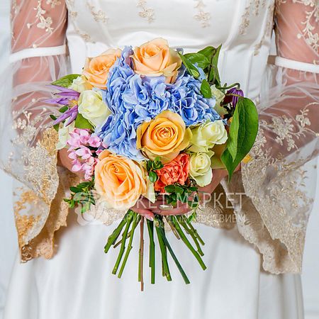 Букет живых цветов БУКЕТ МАРКЕТ ДАРИТЕ С УДОВОЛЬСТВИЕМ Букет невесты из роз, гортензии и клематиса свадебные ленты для подружек невесты hgdtff
