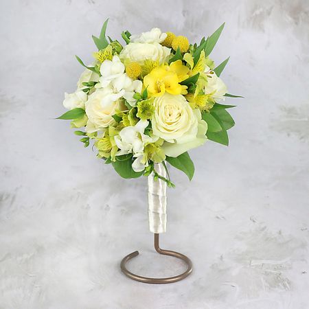 Букет живых цветов БУКЕТ МАРКЕТ ДАРИТЕ С УДОВОЛЬСТВИЕМ Букет невесты из желтой фрезии, роз и альстромерии свадебные ленты для подружек невесты hgdtff