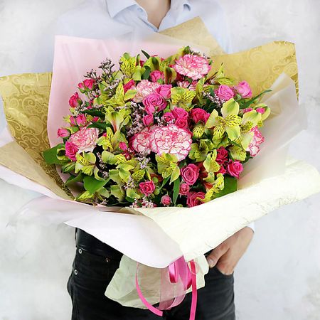 Букет живых цветов БУКЕТ МАРКЕТ ДАРИТЕ С УДОВОЛЬСТВИЕМ Оригинальный букет из кустовых роз, альстромерий и гвоздик m24b111h mg01a оригинальный магнетрон для свч печи gorenje mo17e1w mo20a3x mo20a4w