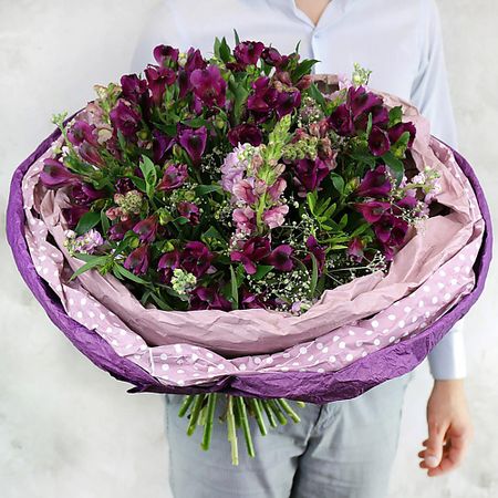 Букет живых цветов БУКЕТ МАРКЕТ ДАРИТЕ С УДОВОЛЬСТВИЕМ Бизнес букет из альстромерий и маттиол с листьями фисташки подарочные пакеты с листьями эвкалипта fengrise