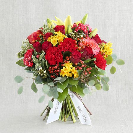 Букет живых цветов БУКЕТ МАРКЕТ ДАРИТЕ С УДОВОЛЬСТВИЕМ Средний букет Для Овна статуэтка утка средний палец chengwei