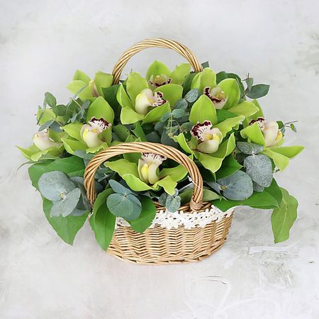 Букет живых цветов БУКЕТ МАРКЕТ ДАРИТЕ С УДОВОЛЬСТВИЕМ Композиция из зеленой орхидеи статуэтка будды зеленой тары из меди