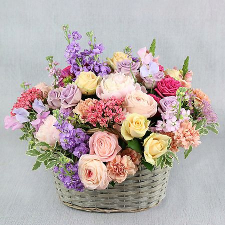 Букет живых цветов БУКЕТ МАРКЕТ ДАРИТЕ С УДОВОЛЬСТВИЕМ Композиция Мария Антуанетта