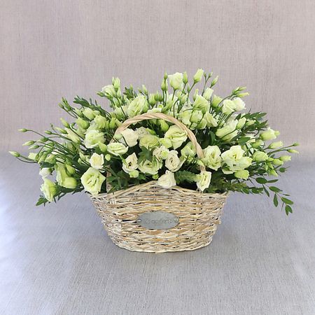 Букет живых цветов БУКЕТ МАРКЕТ ДАРИТЕ С УДОВОЛЬСТВИЕМ 21 белый лизиантус в корзине