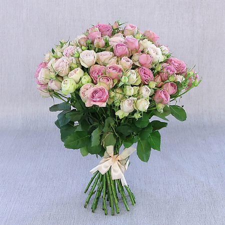 Букет живых цветов БУКЕТ МАРКЕТ ДАРИТЕ С УДОВОЛЬСТВИЕМ Букет из 31 сортовой кустовой розы
