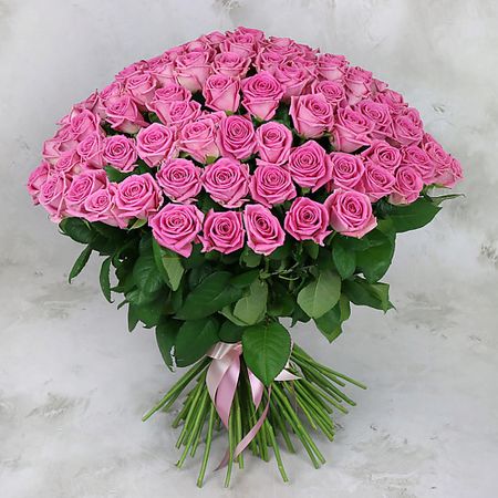 Букет живых цветов БУКЕТ МАРКЕТ ДАРИТЕ С УДОВОЛЬСТВИЕМ Букет из 101 розы - Аква Россия 60 см.