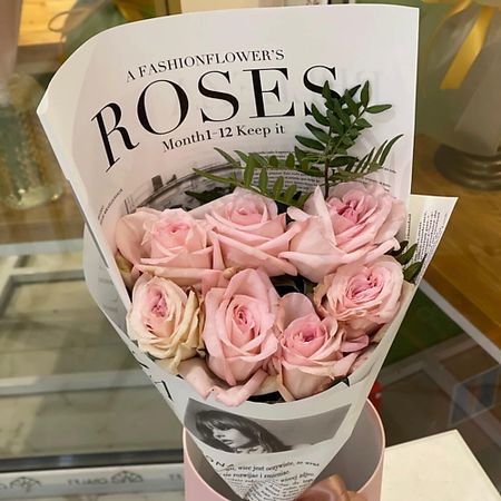 Букет живых цветов CHALET GREEN Букет с ароматной розой Пинк Охара