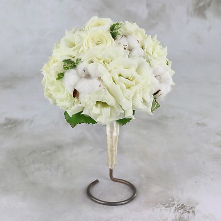 Букет живых цветов БУКЕТ МАРКЕТ ДАРИТЕ С УДОВОЛЬСТВИЕМ Букет невесты из белого лизиантуса, ранункулюсов и хлопка свадебные ленты для подружек невесты hgdtff