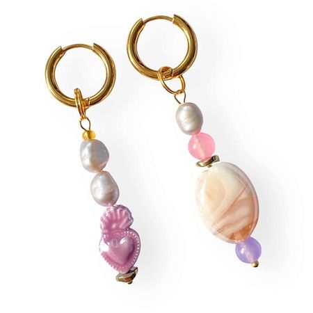 Серьги KOKOSHNIKI Cерьги длинные асимметричные с бусинкой карамелькой и сердечком подарочные сумки из органзы с сердечком